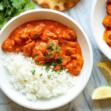Lade das Bild in den Galerie-Viewer, Chicken Tikka Masala dish