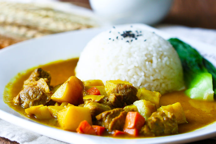 Curry-Küche: Erkundung des Ursprungs und der weltweiten Popularität